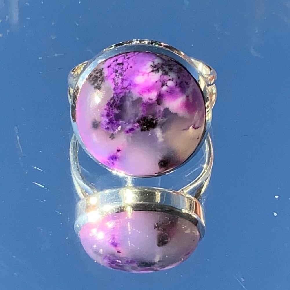 BOUTIQUE PURPLE DENDRITIC OPAL 925 SILVER RING, 9